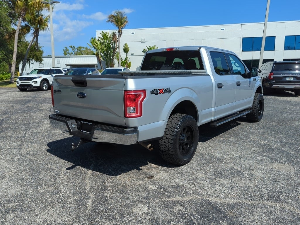 2015 Ford F-150 XLT CLEAN CARFAX! ONE OWNER!